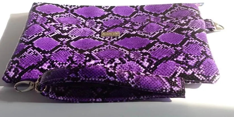 Serpentine Kali Wristlet